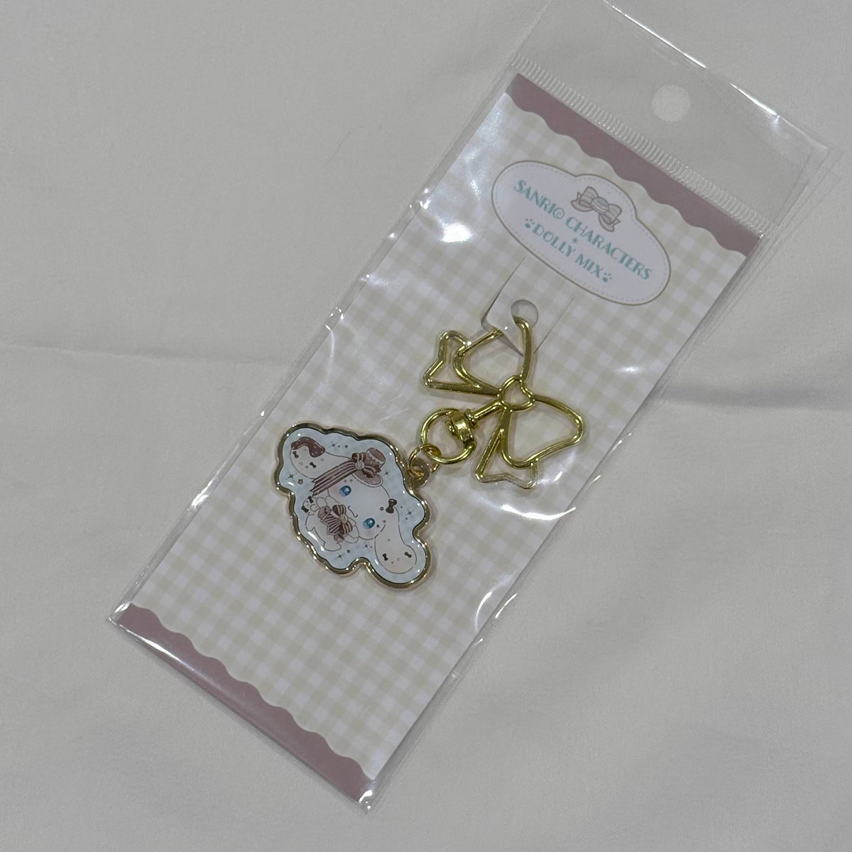 [CINNAMOROLL] "Sanrio x DOLLY MIX" Metal Keychain