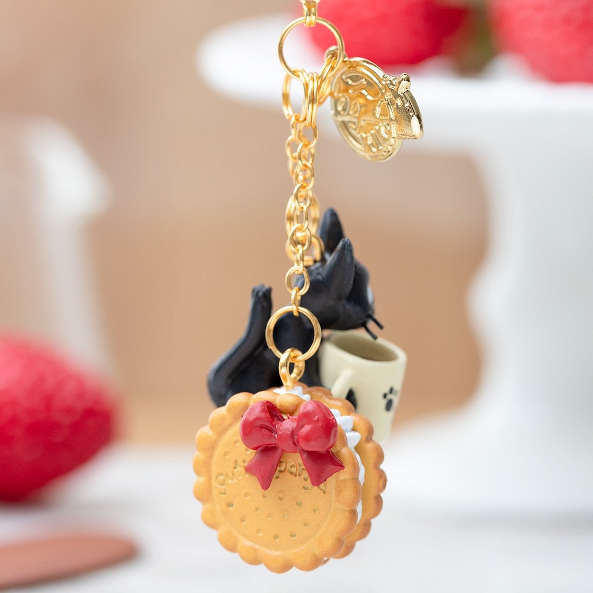 [BISCUIT] "Kiki's Delivery Service Jiji's Sweets" Keychain - Rosey’s Kawaii Shop