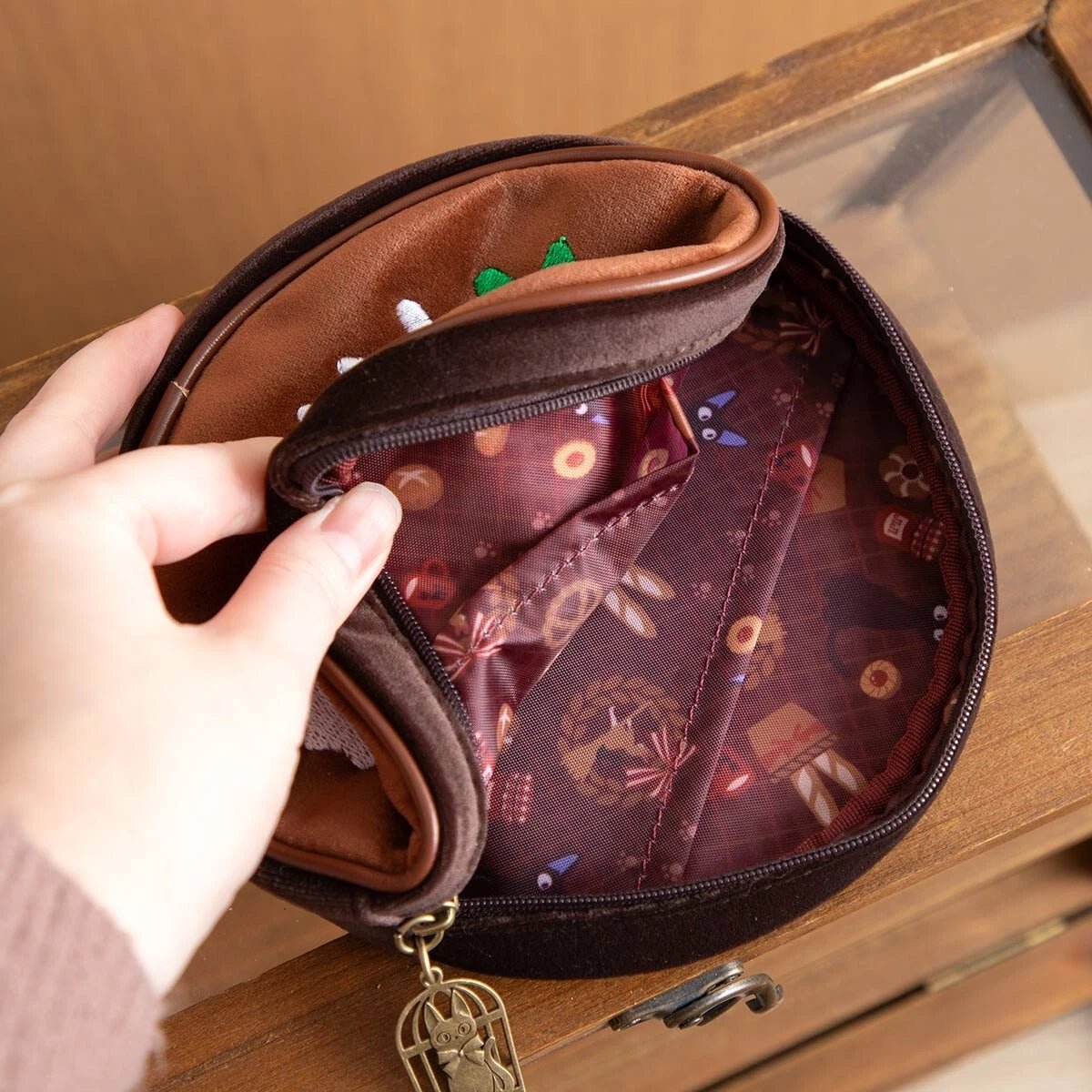 "Kiki's Delivery Service Chocolate Cake" Pouch - Rosey’s Kawaii Shop