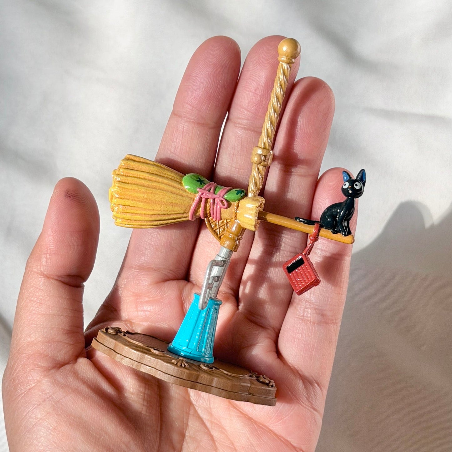 [KIKI'S DELIVERY SERVICE] "Ghibli Park Valley of Witches Collection" Figure