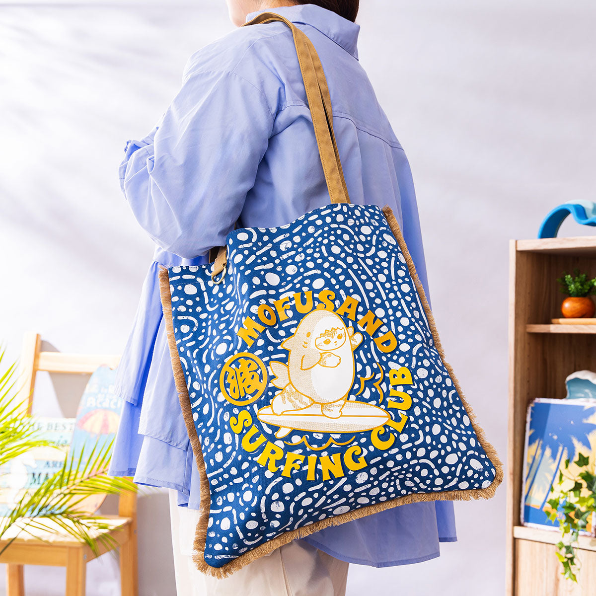 "Mofusand BOARD SHARK!" Fringe Tote Bag