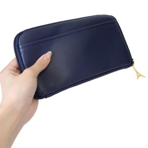 "ELLE x Pompompurin" Passport Case