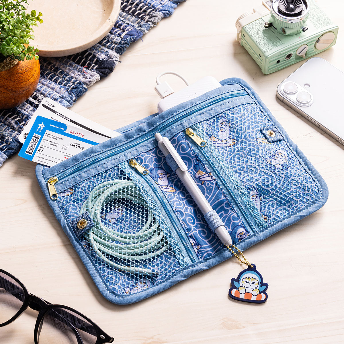 "Mofusand BOARD SHARK!" Event Pouch