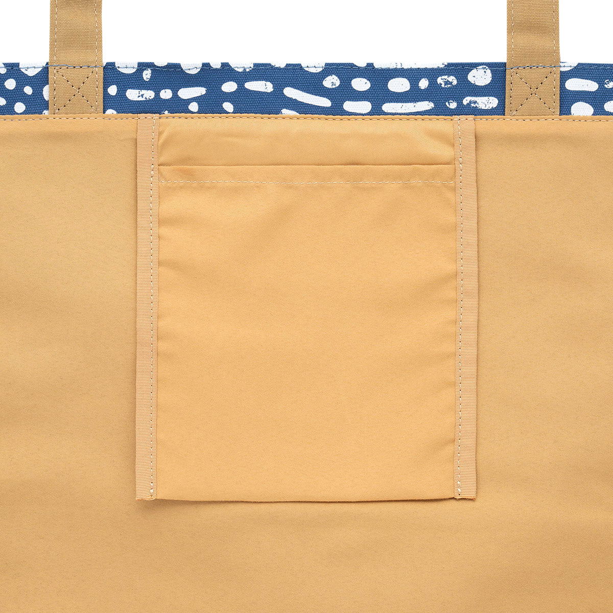 "Mofusand BOARD SHARK!" Fringe Tote Bag