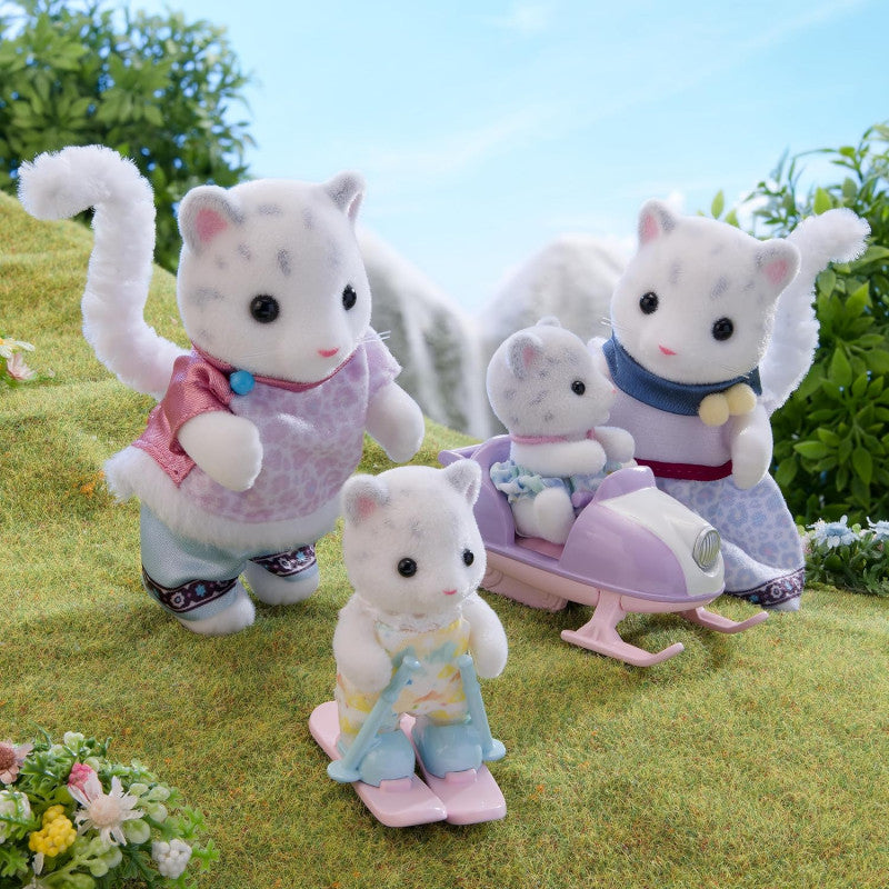 [SNOW LEOPARD FAMILY] "Sylvanian Families" Figure Set