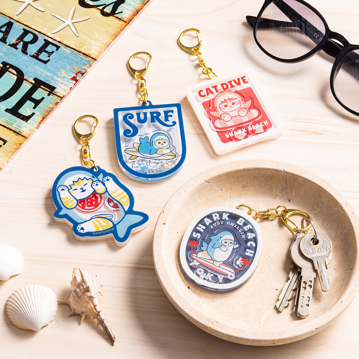 [LAYING] "Mofusand BOARD SHARK!" Shaka Shaka Keychain